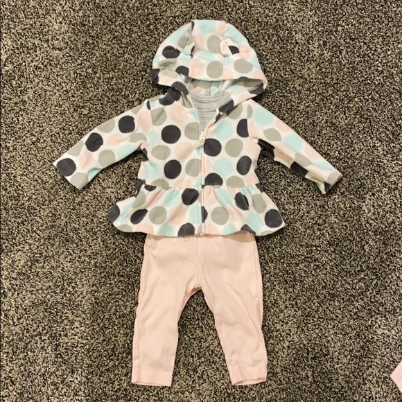 Carter's Other - 💥5/$25💥 Carter’s Infant Outfit
